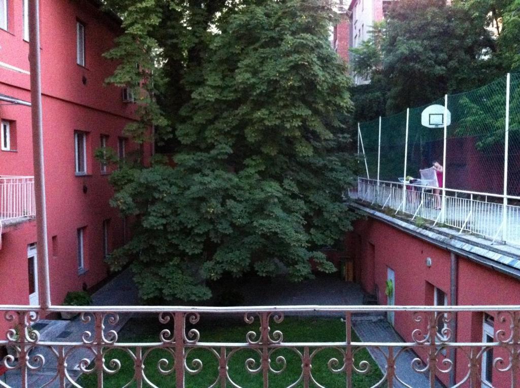 Season Hostel Budapest Exterior photo