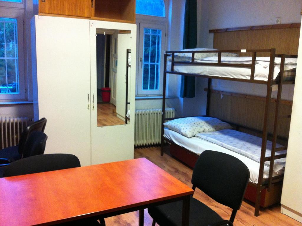 Season Hostel Budapest Room photo